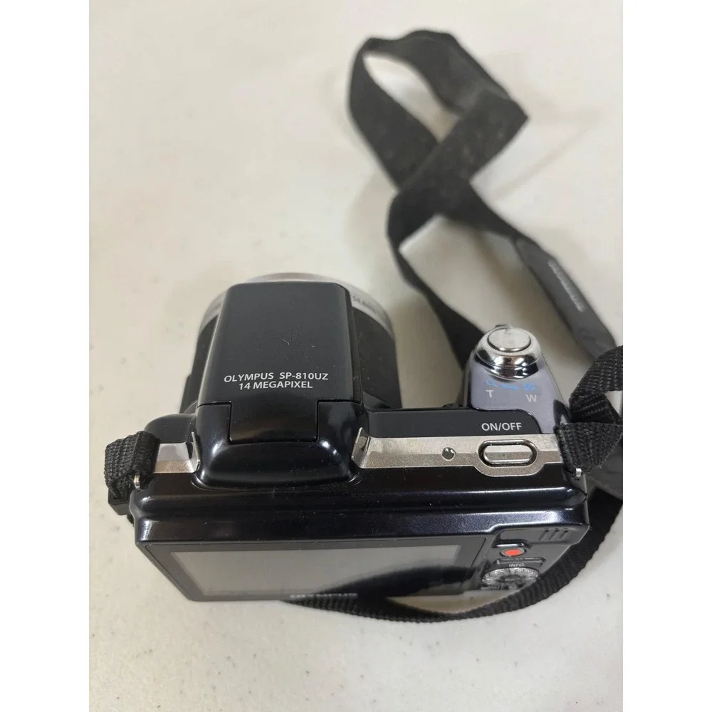 Olympus‎ SP 810UZ 14 Megapixel Digital Camera Black with Strap - Parts Only